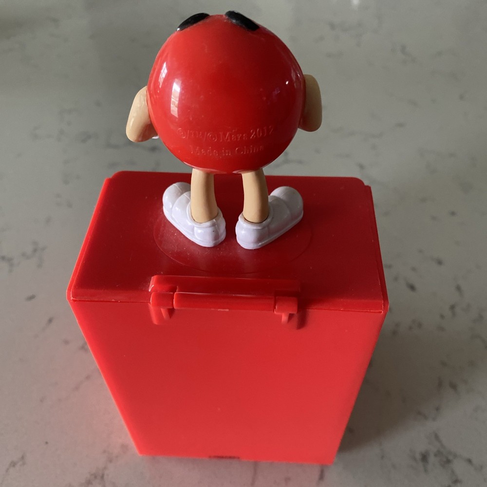 M&M's Candy Dispenser With Scoop
