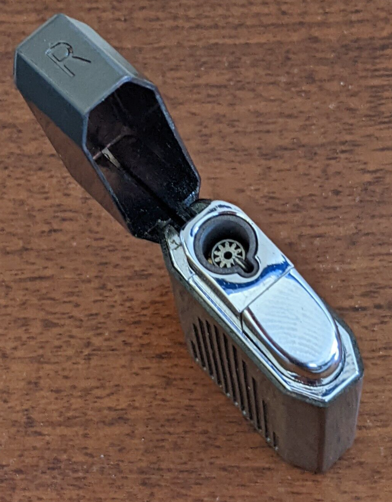 Vintage Art Deco Ronson Jet Lite Lighter