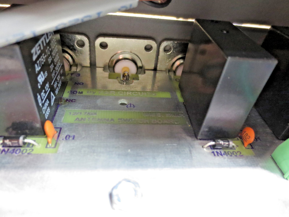 Elecraft KRC2 Band Decoder with 6 position Antenna Switch w/ Cables!