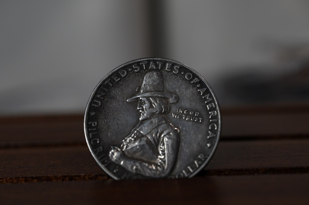 1920 Silver Pilgrim Commemorative Coin Tercentenary Celebration Half Dollar