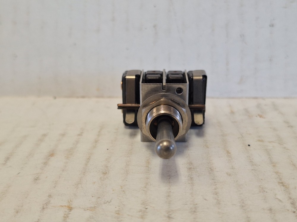 Honeywell Microswitch - P/N: 13AT10 (7718)