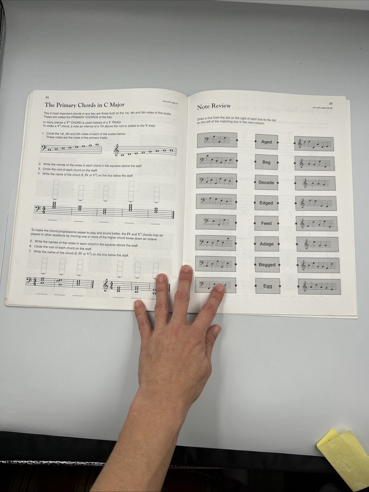 Alfred's Basic Adult Piano Course Notespeller Book 1