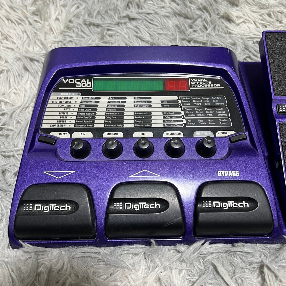 DigiTech Vocal 300 Vocal-Multi-Effects Pedal Processor Guitar Vocal Tested good!
