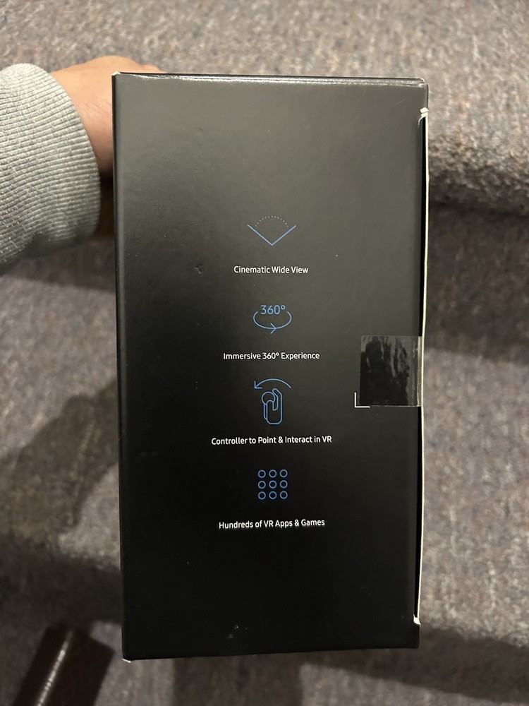 Samsung Gear Vr With Controller Open Box Powered By Oculus