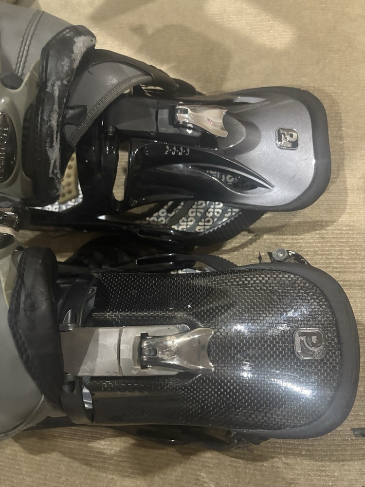 2006 Burton P1 Carbon Bindings w/ Binding Disc (Size 9)