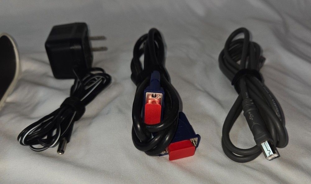 Elmo TT-02RX Digital Document Presenter Camera Projector USB VGA AC Adapter