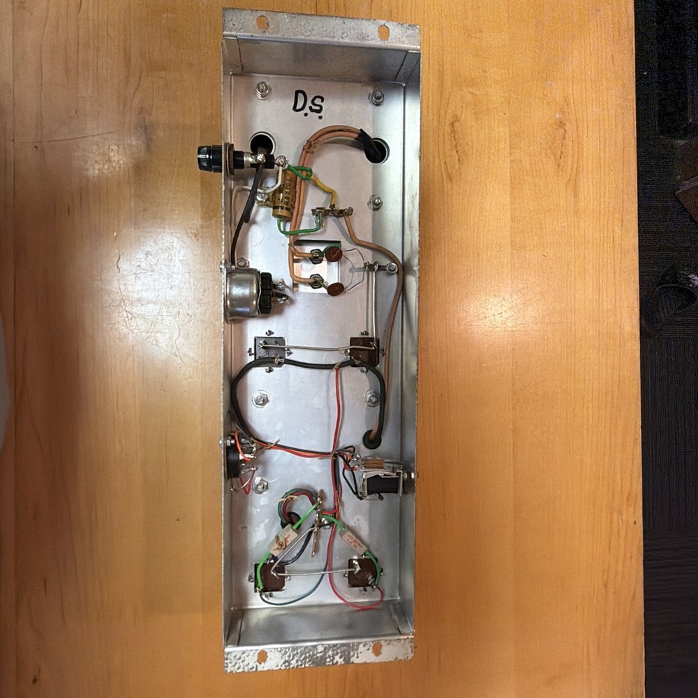 Amp From Allen Solid State Organ HUGE TRANSFORMERS