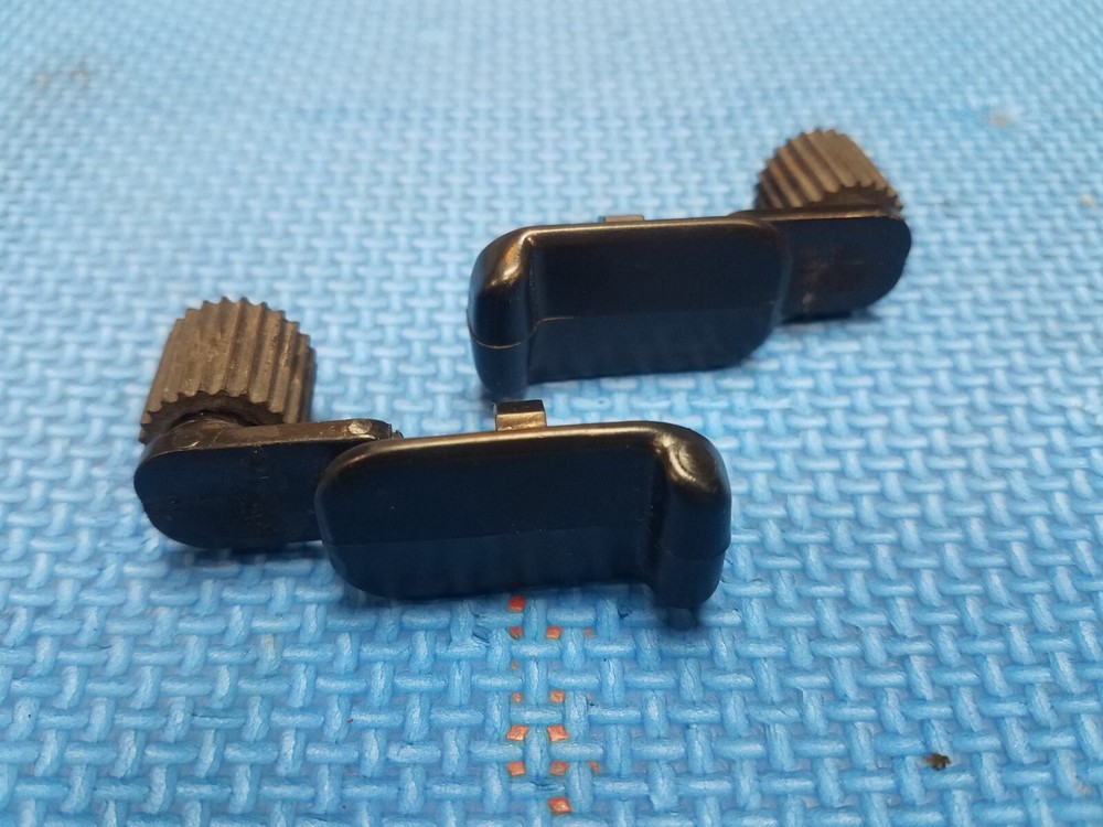 02-06 Honda CR-V RSX Glove Box Latch Element Handle Lock STOPPERS RETAINERS