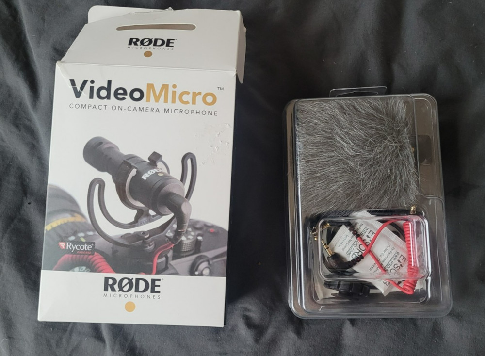 Rode VideoMicro Compact On Camera Black Microphone Excellent