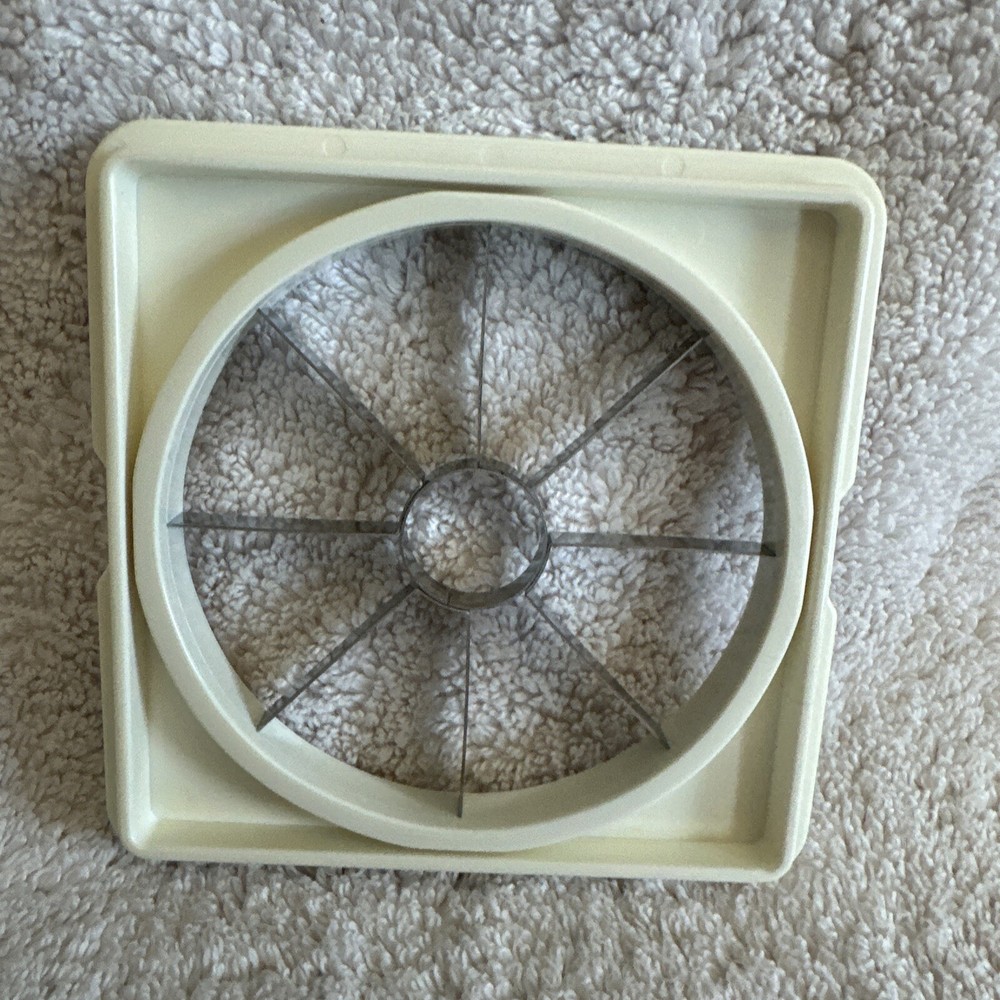 Williams Sonoma-Professional Multi Chopper-Replacement Coring/Wedge Blade Insert