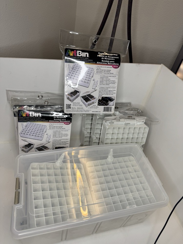 Art Bin Marker Storage Tray Lot.