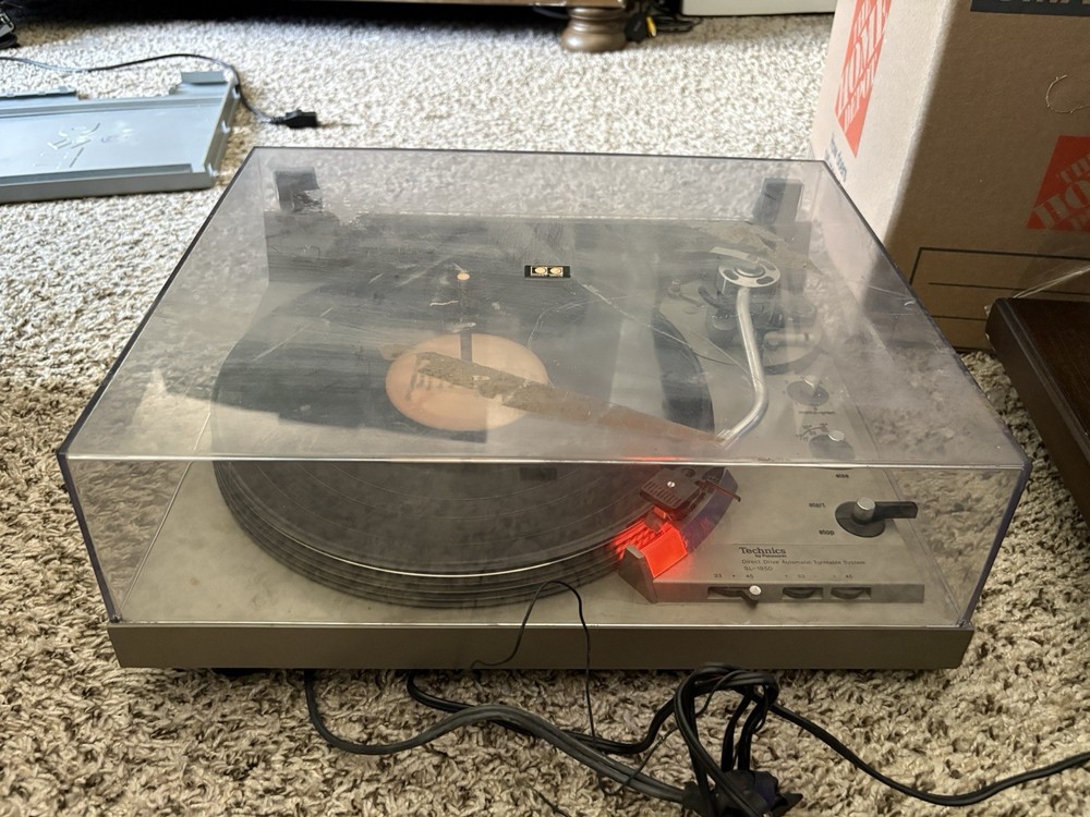 Technics SL-1950 Fully Automatic Direct Drive Turntable Clean TESTED READ