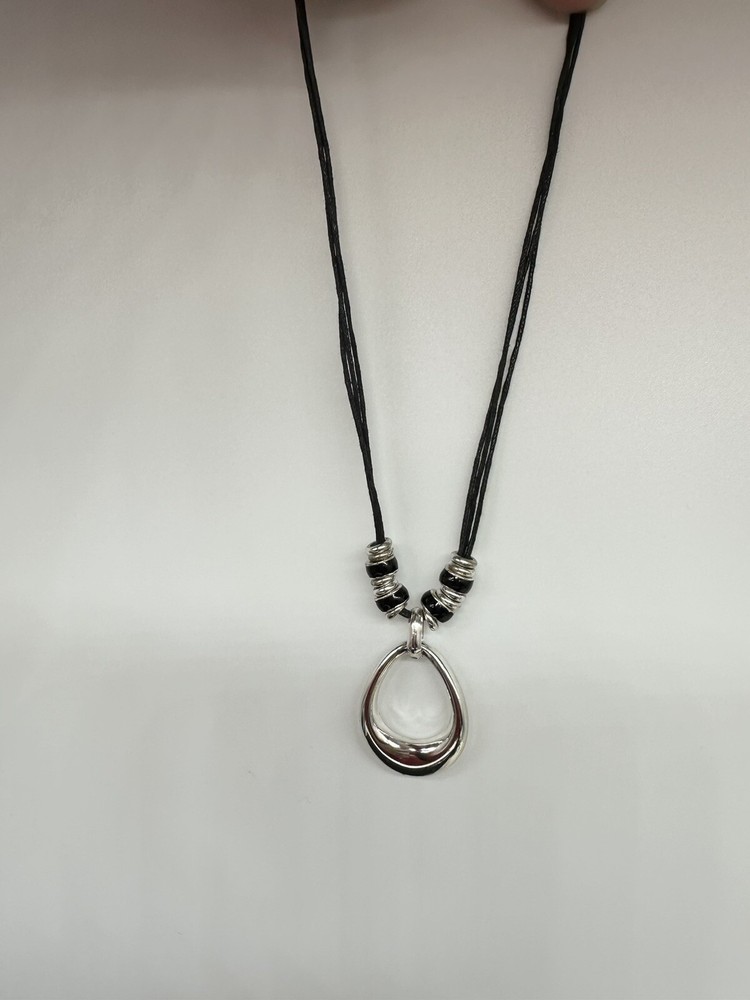 2 Pc Vintage Leather Silver Tone Pendat Necklace