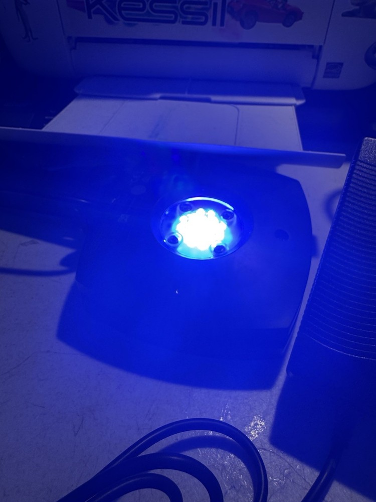 Aqua Illumination 16 HD Black /W Mount & Diffuser