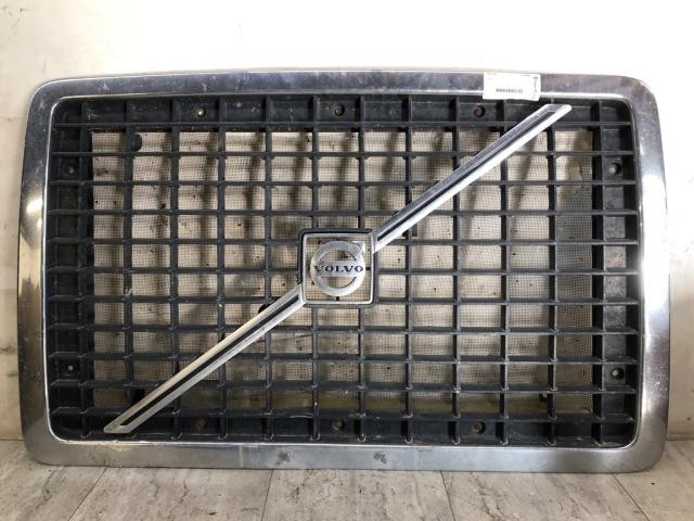 2003-2017 Volvo VNL Grille - Used