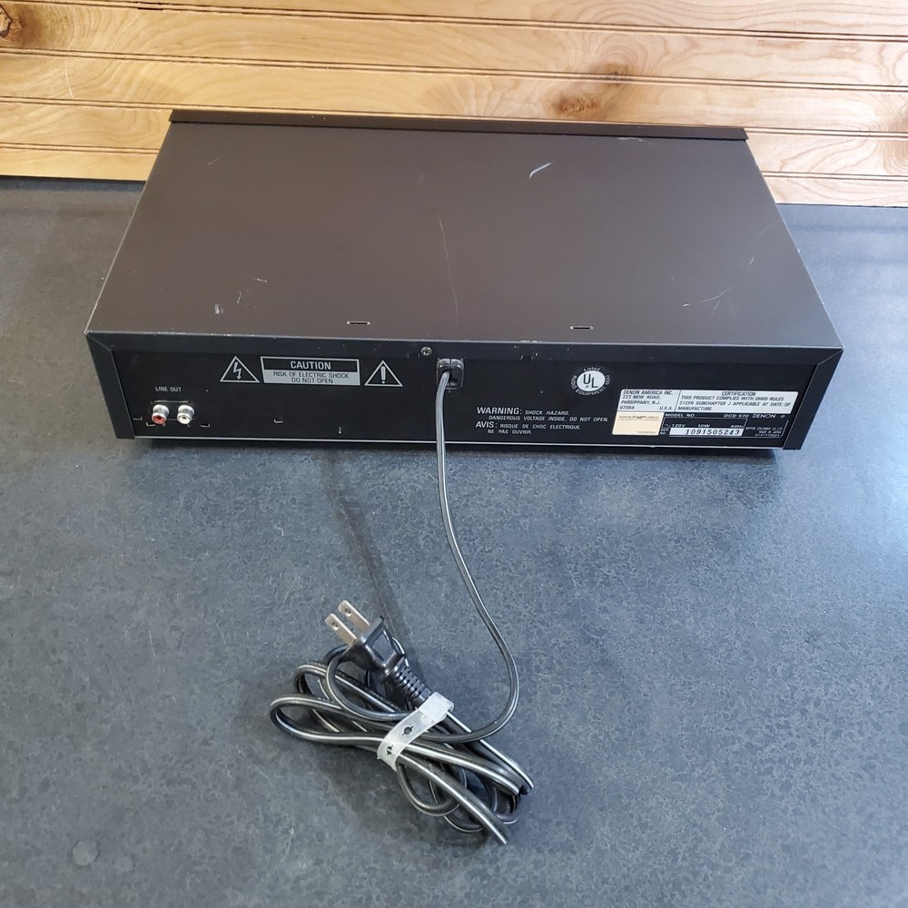 Vintage Denon DCD-570 Compact Disc Player No Remote Fully Functional