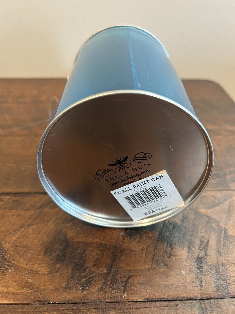 7 Bella Bug Small Paint Cans