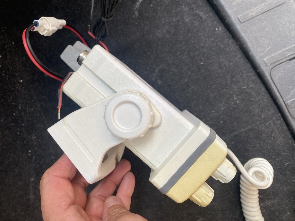 Standard Horizon ECLIPSE DSC Marine VHF GX1000s