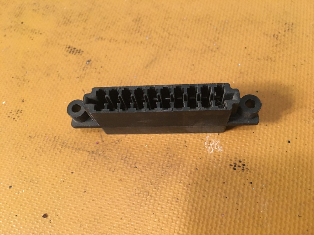 King Bendix 20 pin Dual Edge connector, new.