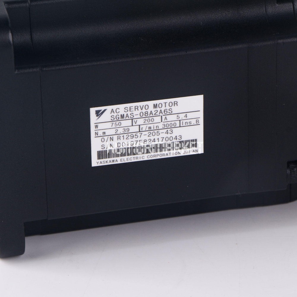 ONE Yaskawa Servo Motor SGMAS-08A2A6S NEW