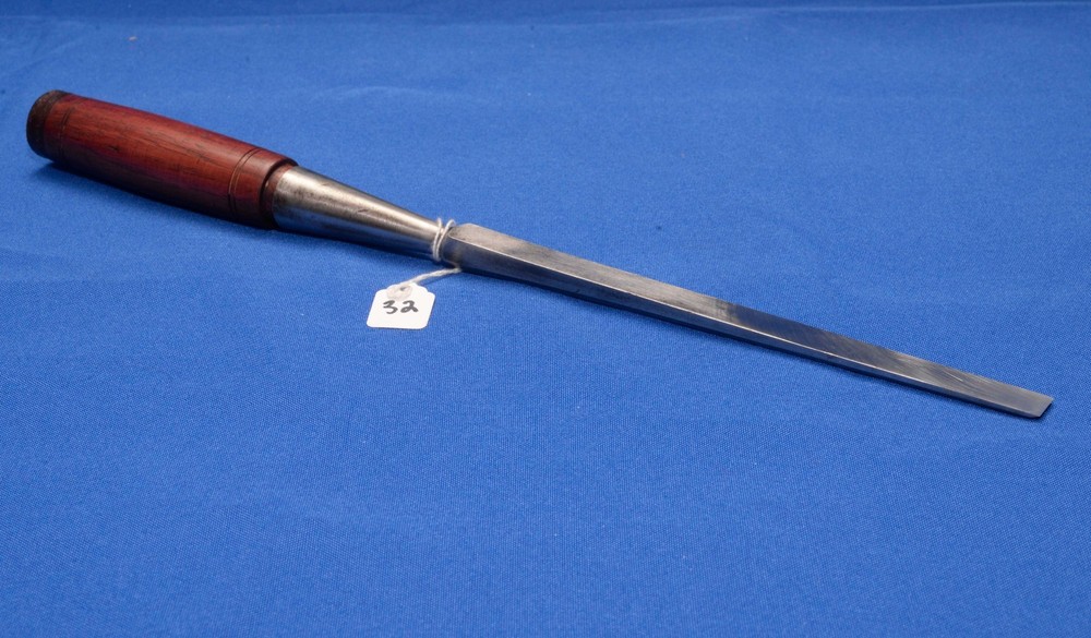 32 Very Long Razor Sharp Witherby 1/2" Beveled Edge Chisel