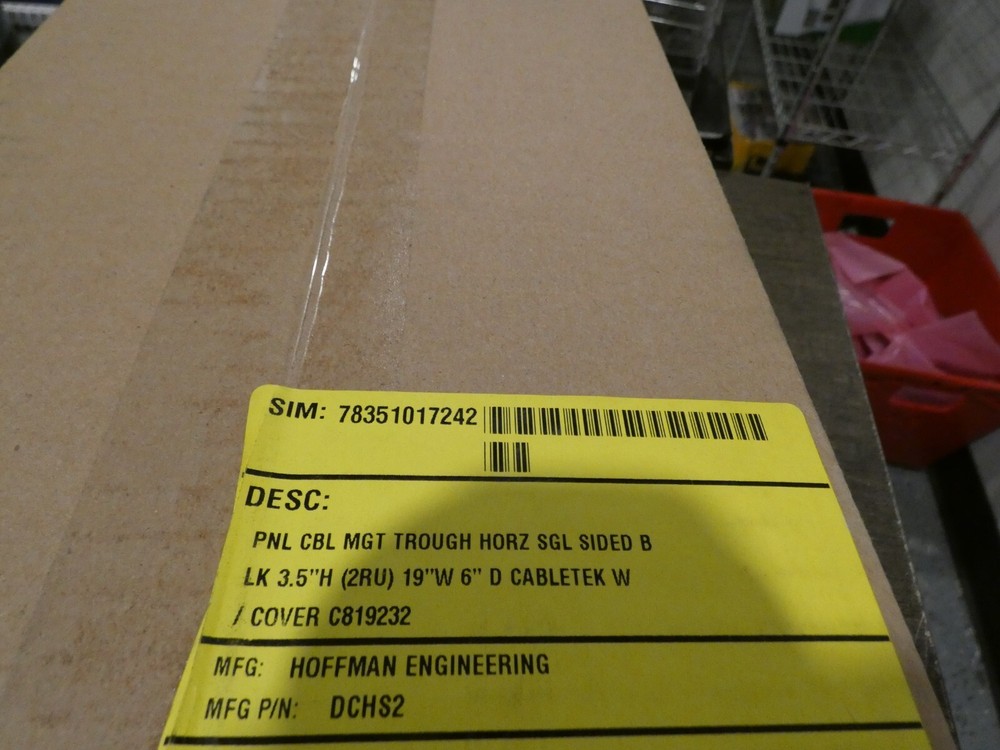 New Hoffman CableTek Horizontal Cable Manager 2U Single Sided fits 19in (DCHS2)