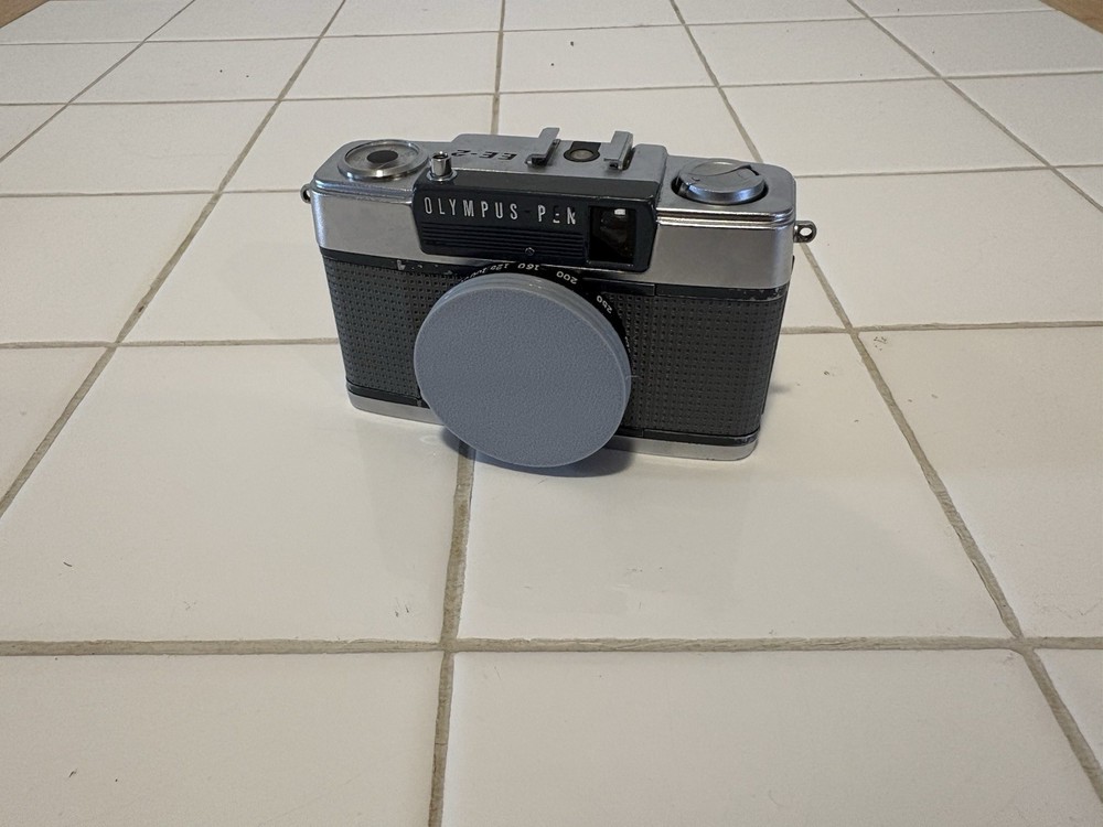 Olympus EE-2 35mm Film Camera