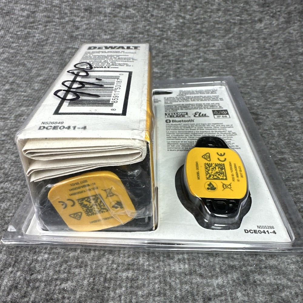 DeWALT Bluetooth Tracker Tool Connect Tags (4 Pack) DCE041-4 SEALED