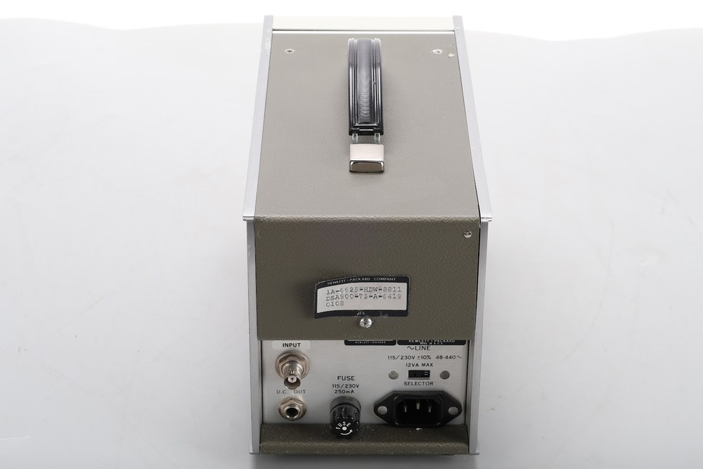 HP 3400A Analog RMS Voltmeter With Option C10 - Rear Input