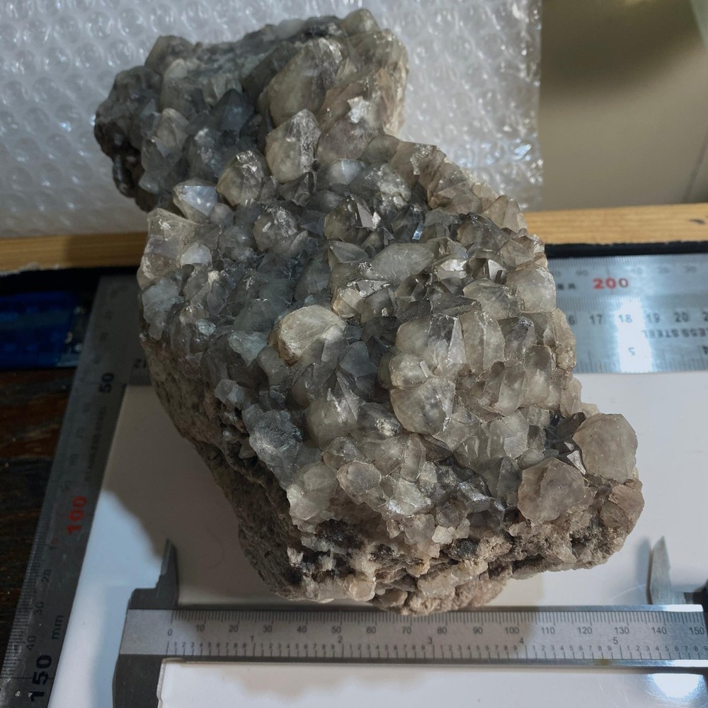 QUARTZ CRYSTAL ASSEMBLAGE - ROSTOWRACK PIT, CORNWALL HEAVY 2937g MF4039