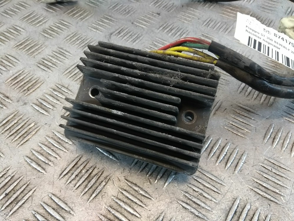 2012 PIAGGIO BEVERLY RECTIFIER REGULATOR