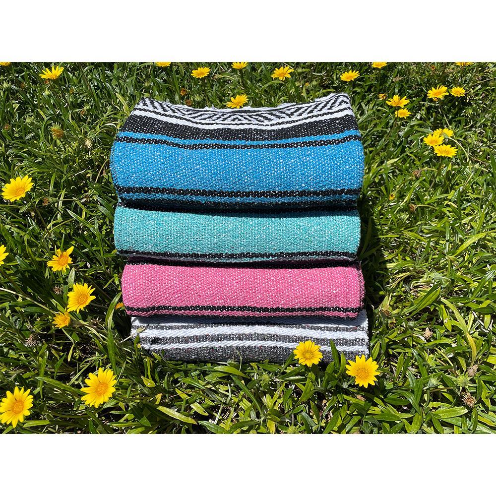 Hand-Crafted Mexican Beach Blanket - Pink