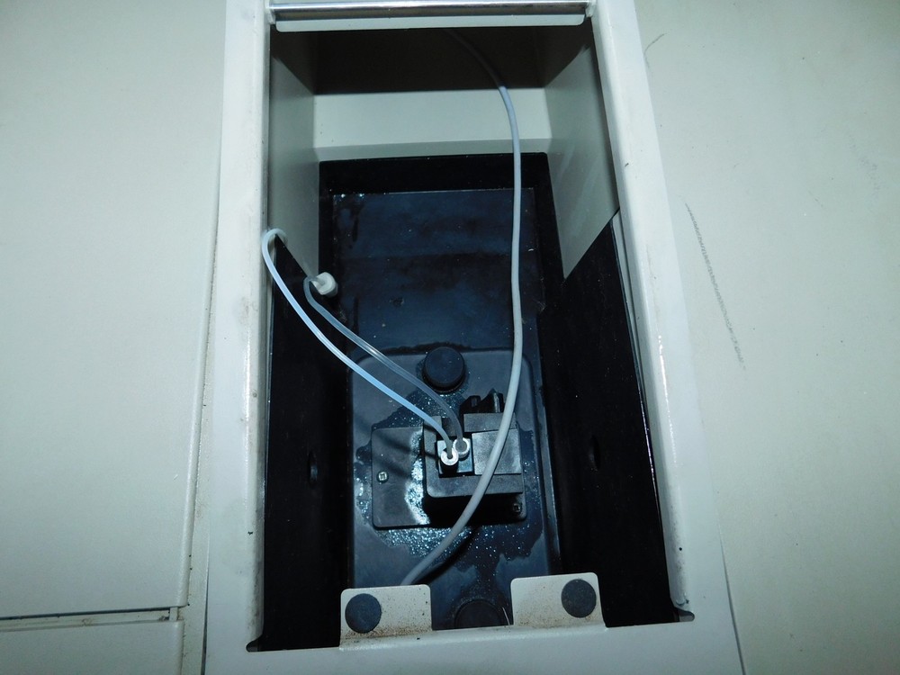 Hewlett Packard HP Diode Array Spectrophotometer 8452A (QXG94)