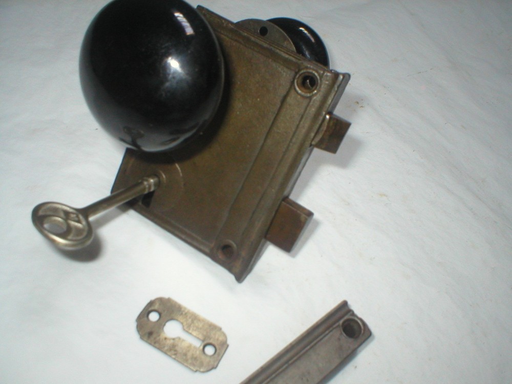 Antique Surface Mount Door Hardware with Porcelain Knobs