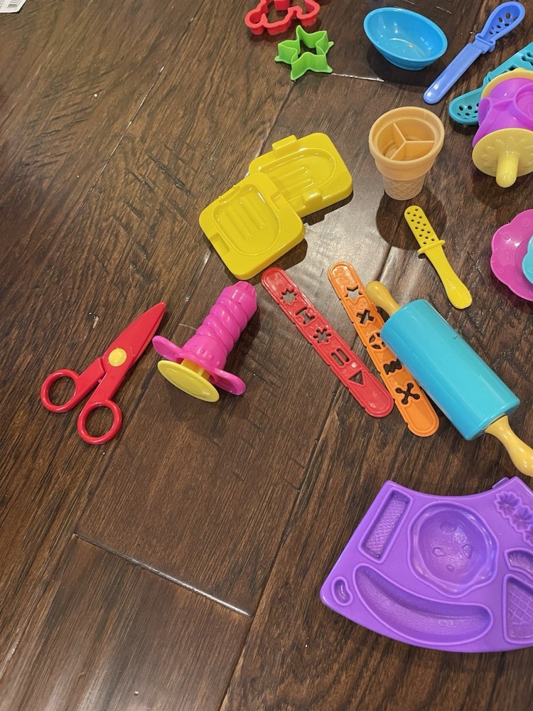 Crayola Mega Pack Doh W/Extras