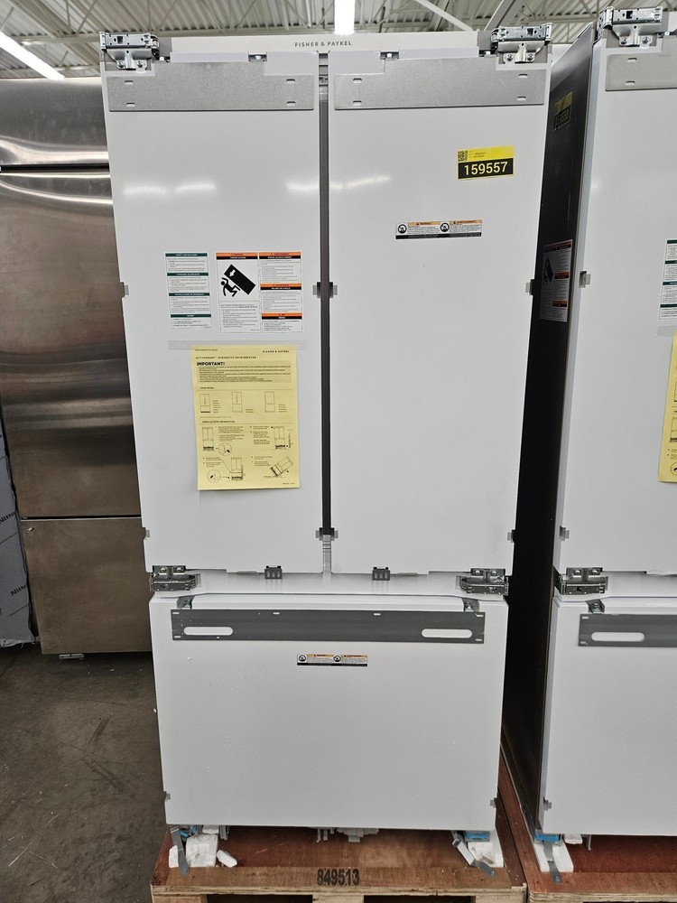 Fisher Paykel RS32A72J1 32" Panel Ready CD Built-In Refrigerator #159557