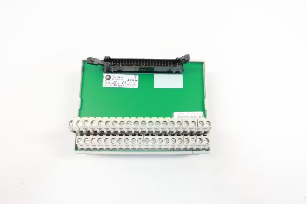 Allen Bradley 1492-IFM40F Interface Module Ser A