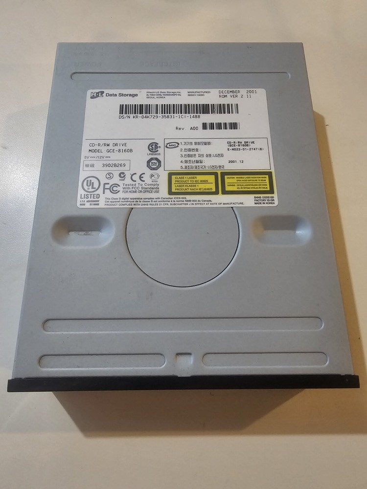 HL Data Storage / Hitachi CD-R/RW Drive Model GCE-8160B