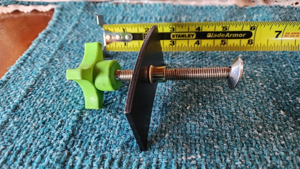 OEM Tools Disc Brake Pad Separator Spreader, 25265! Great pre-owned condition!