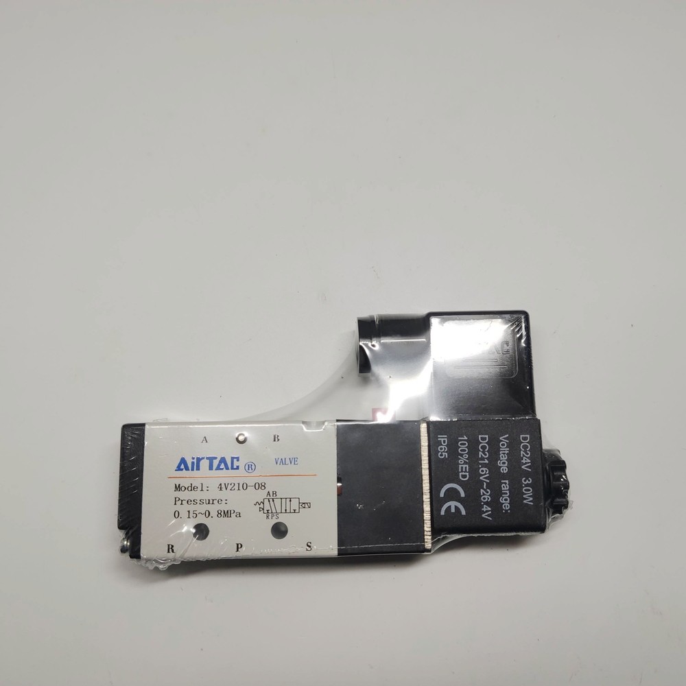 1PCS New solenoid valve    4V210-08 DC 24V