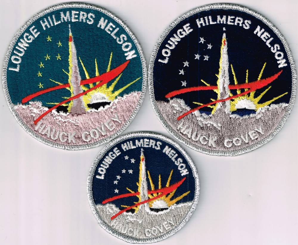 Pick 1 STS-26 NASA patch: light or dark blue (3 different)