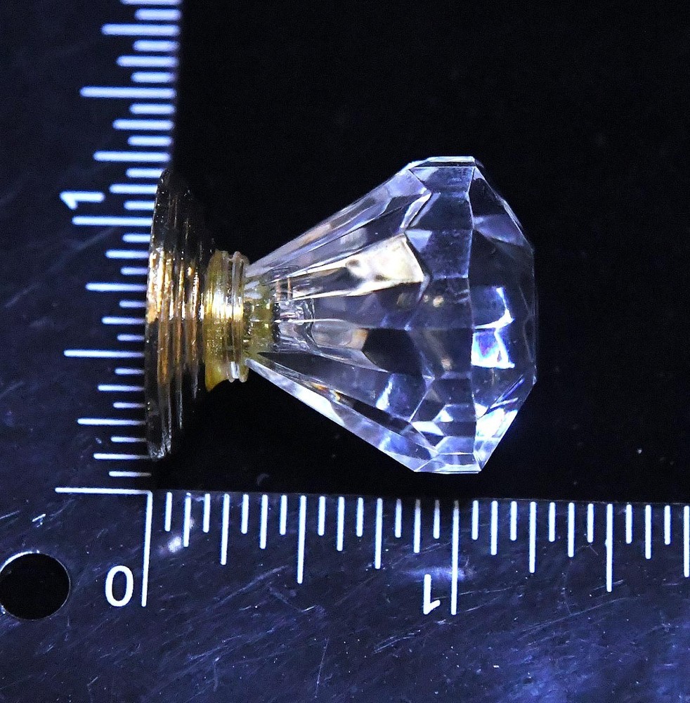 4 NEW UNUSED FACETED LUCITE DRAWER PULLS KNOBS