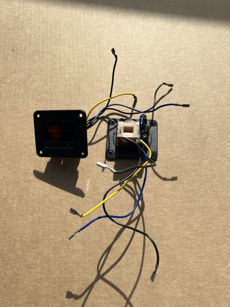 Pair Realistic Minimus -7 Speaker Crossovers