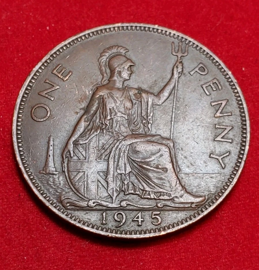 ☆1945 Great Britain Penny ☆