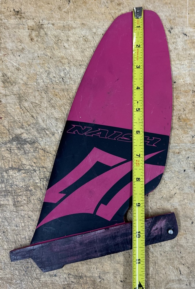 NAISH REPLACEMENT FIN SURFBOARD 9.5 surfing surf