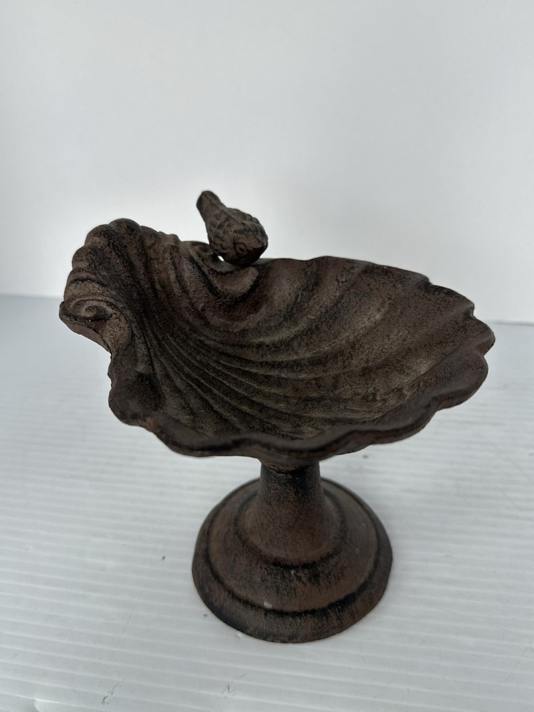 Cast Iron small Table Top Bird Feeder or Bath Shell Vintage 6”