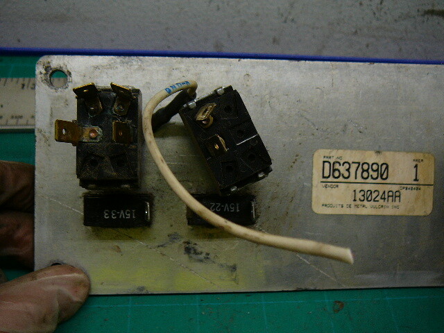 USED 1994 T800 KENWORTH DASH PANEL