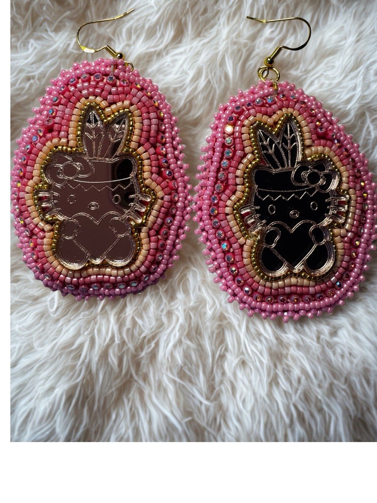 Beaded Native American Kitten By Goodwind Groves