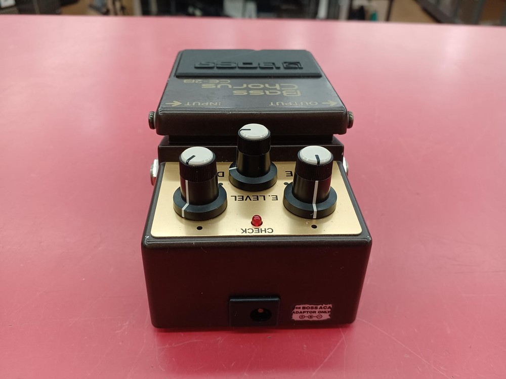 BOSS CE-2B Chorus Guitar Effects Pedal Used
