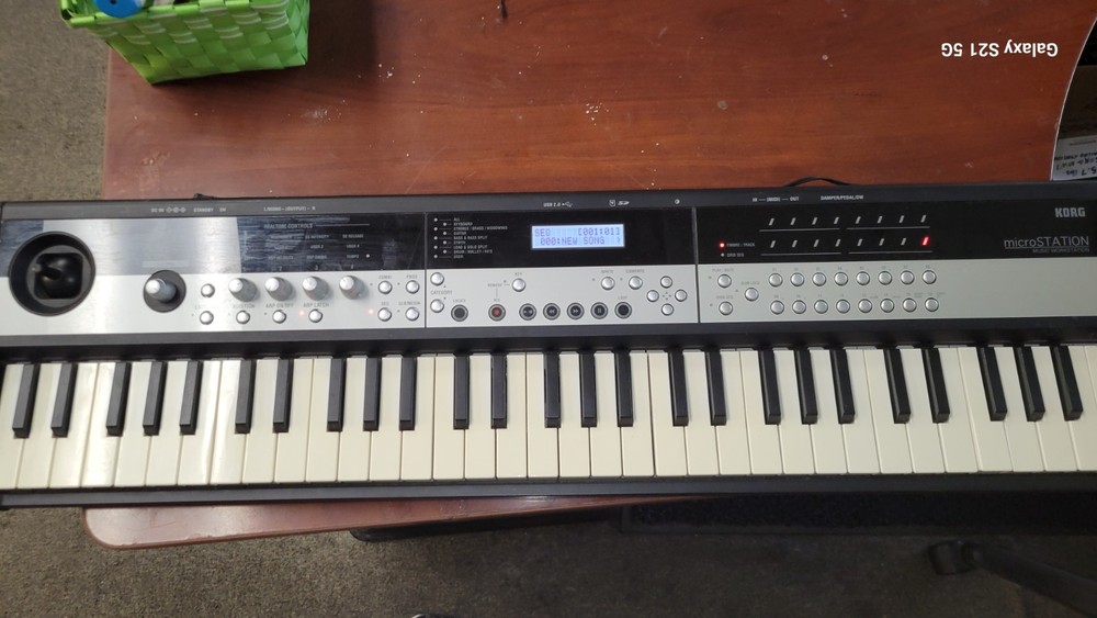 Korg MicroSTATION MW1 Music Workstation